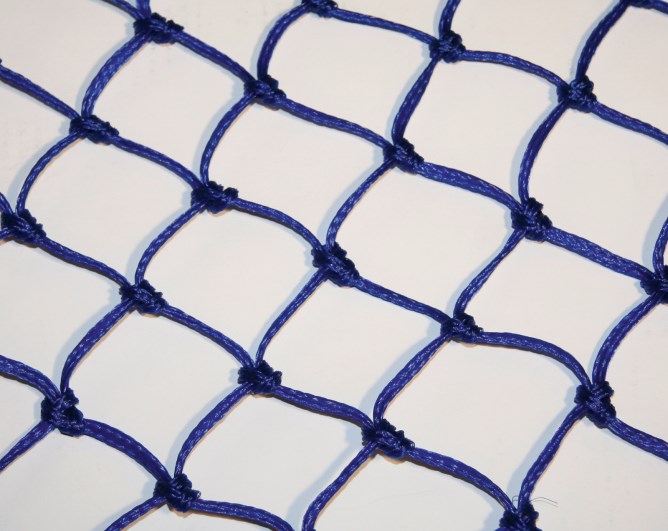 Heunetz engmaschig versch. Farben