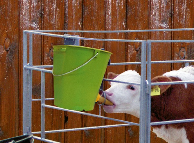 Tränkeeimer mit Hygieneventil 8 Liter