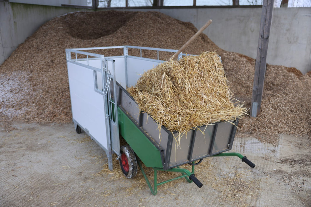 Kälberbox groß – mit oder ohne schwenkbarem Boden
